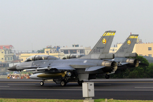 美臺簽署145架F-16 升級合同總價(jià)38億美元