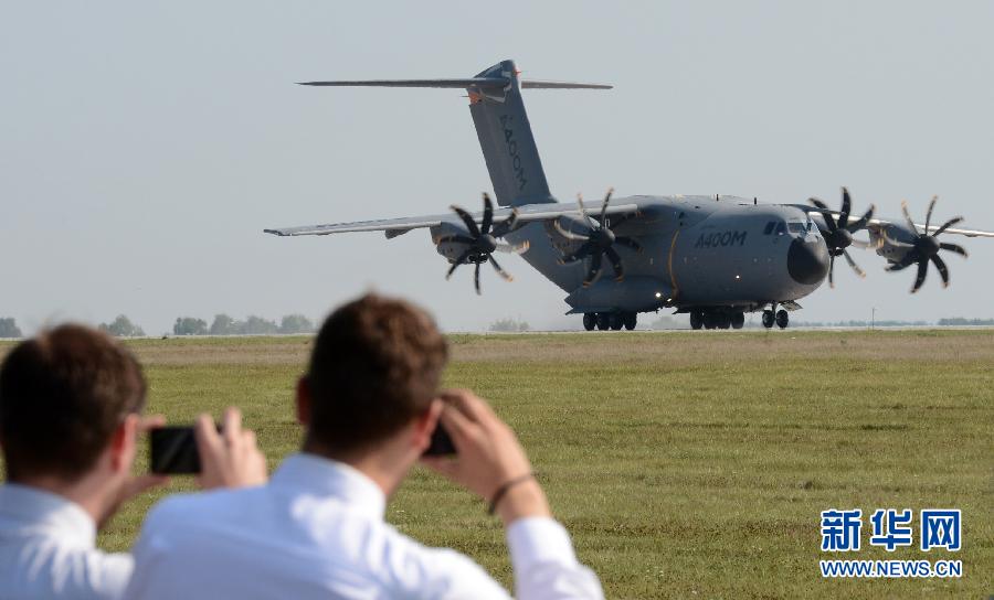 ���п�܇(ch��)A-400M܊���\ݔ�C